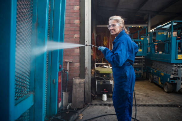 Best Warehouse Cleaning  in Woodhaven, MI